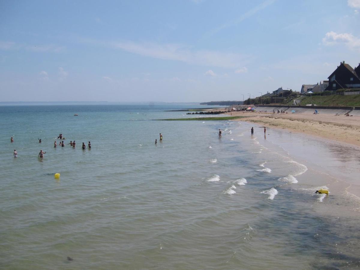 Le Gambetta, 100M De La Plage Luc-sur-Mer Exteriér fotografie