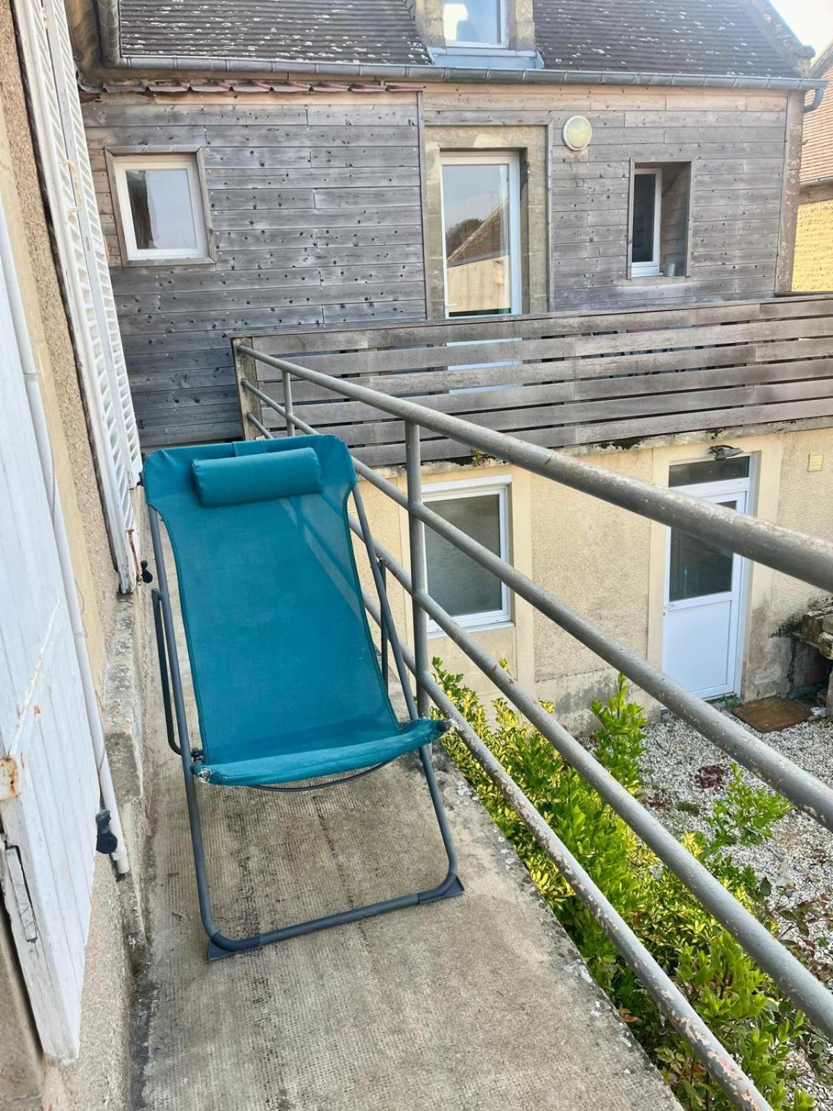 Le Gambetta, 100M De La Plage Luc-sur-Mer Exteriér fotografie